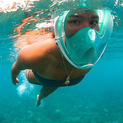 Discover the Amazing Underwater World with Our Full Face Snorkel Mask - 180° View, Anti-Fog Design | Perfect for All Ages