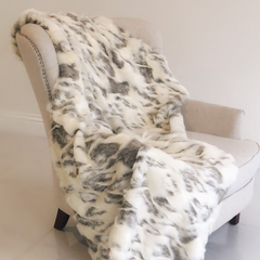 Ivory Rabbit Faux Fur Handmade Luxury Throw - Elegant, Reversible, Animal-Friendly