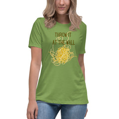 Funny T-shirt Throw it at the Wall Spaghetti Cooks Chef Women's Relaxed T-Shirt Gifts for people who like to cook