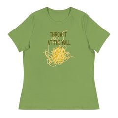 Funny T-shirt Throw it at the Wall Spaghetti Cooks Chef Women's Relaxed T-Shirt Gifts for people who like to cook