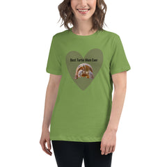 Funny T-shirt Best Tortie Mom Heart Tortoise Women's Relaxed T-Shirt for someone who loves tortoises turtles Valentine's Day Mother's Day